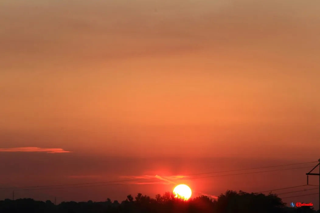 sunrise dawn morning clouds SR0057.JPG