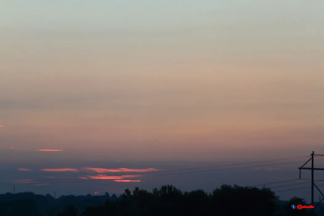 sunrise dawn morning clouds SR0035.JPG