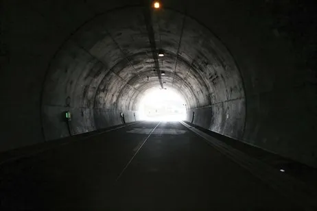 tunnel.jpg