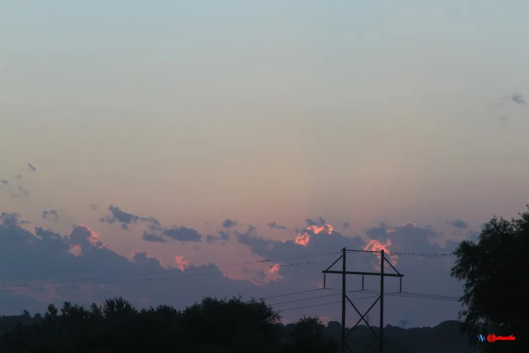 sunrise dawn morning clouds colorful landscape skyscape SR0123.JPG