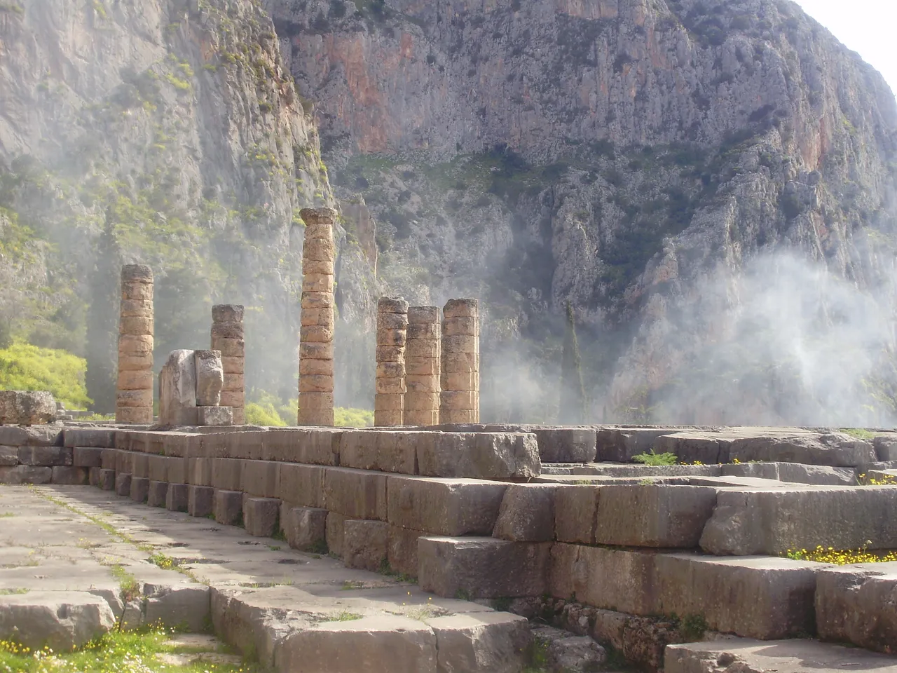 A_Delphi_magic_mist.JPG