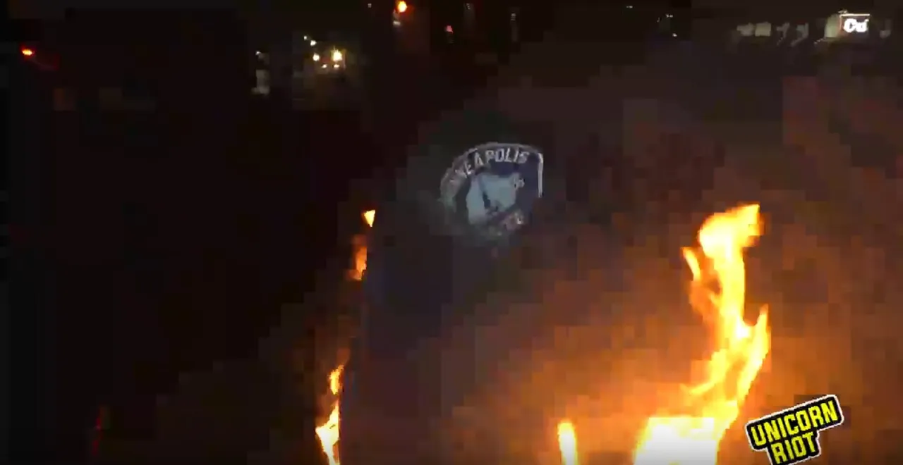 police uniformunicorn riot.jpg