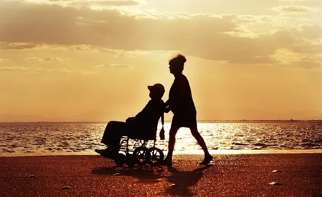 wheelchair3948122_640.jpg