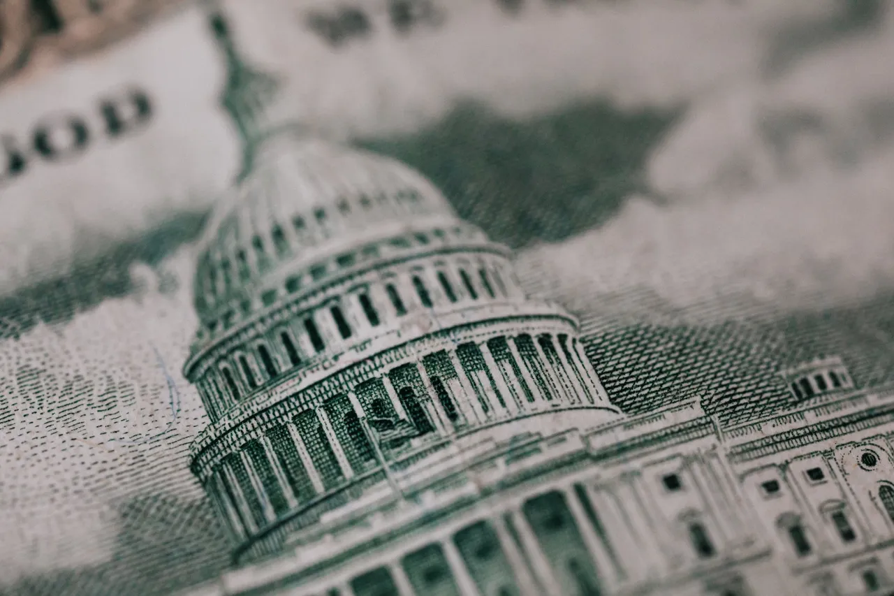 A one dollar bill, representing the funds backing collateralised stablecoins.