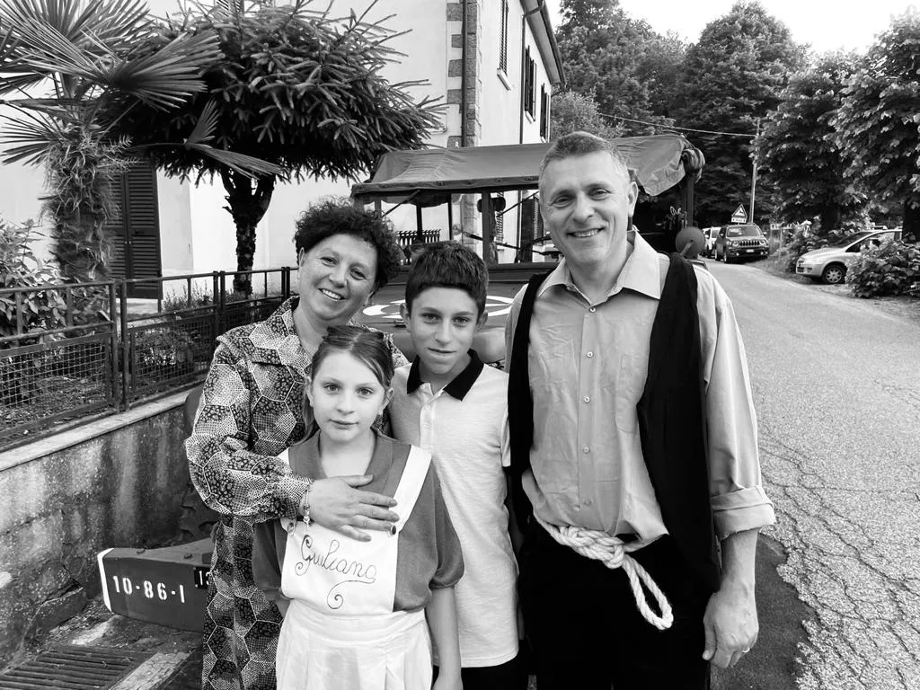 She is a nurse I worked with and her family dress up as an old farmer family. Amazing .