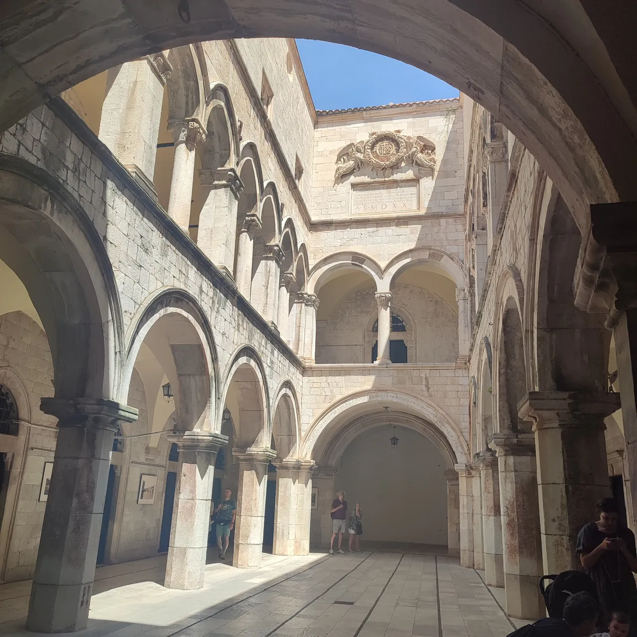 Inner sponza palace..