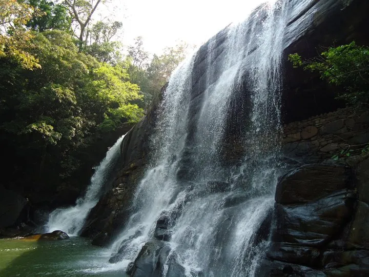 waterfall2.jpg