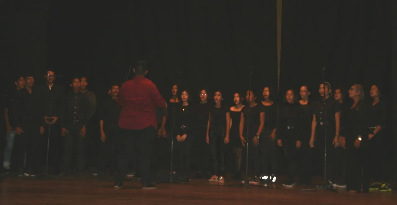 281127824_10159883687931591_5505847577485221084_n_edited_edited.jpg