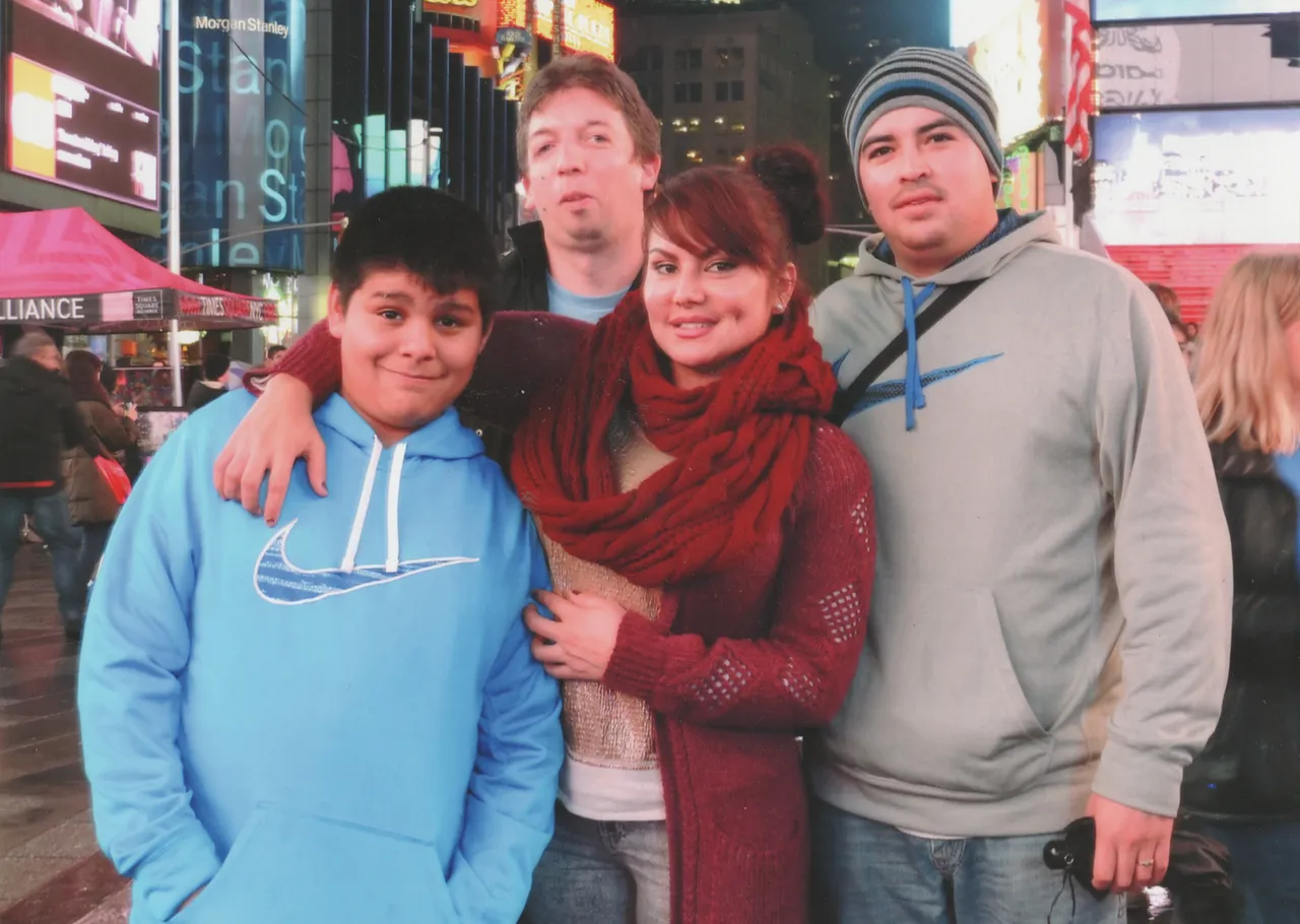 2014-12-23 - Tuesday - New York City - Arnold Island Christmas Reunion - Katie, Ricky, Crystal, Maria, friends, others-3.png