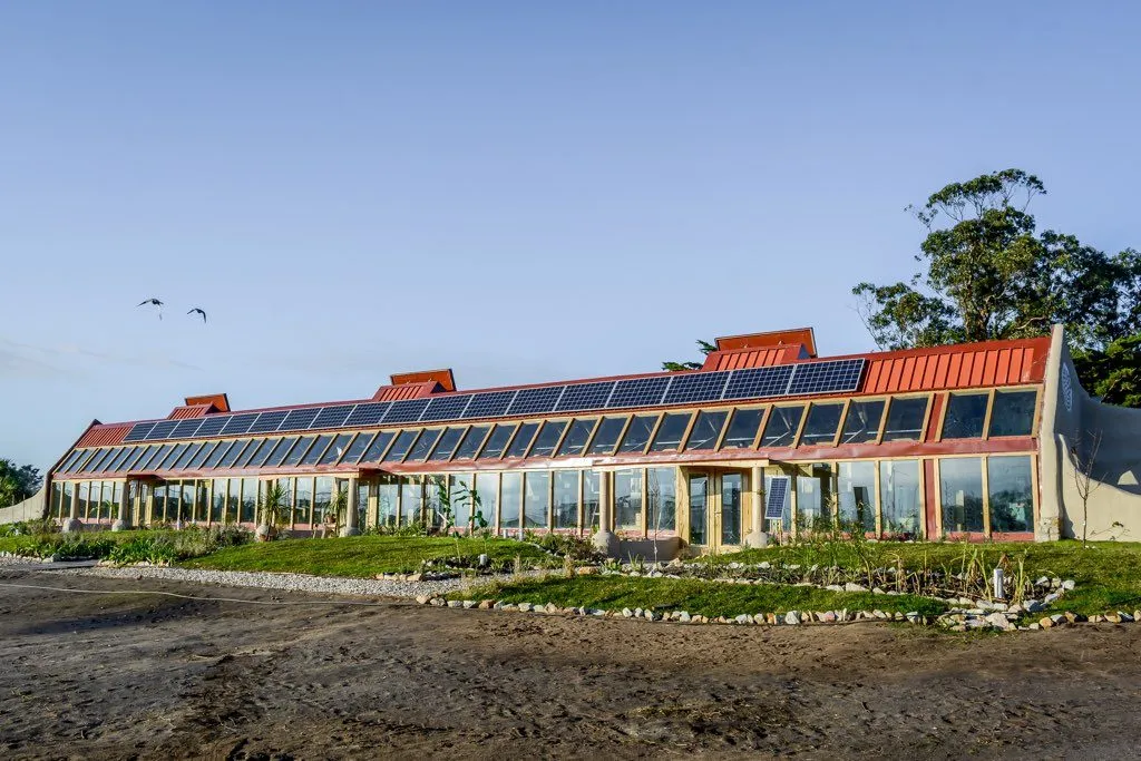 Earthship, Buenos Aires, Argentina