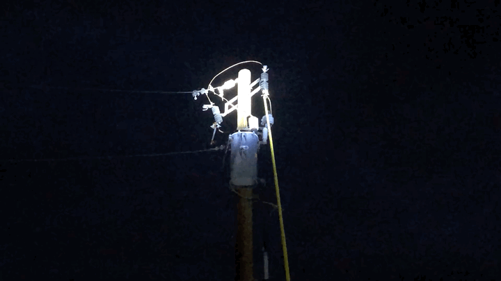 63D274929A1048C4AAC4E4E687B83DB4.gif