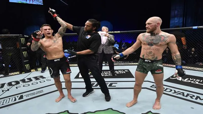 Poirier_Beats_mcgregor.jpg
