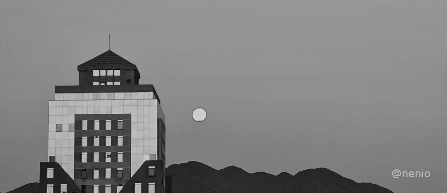 antofagasta-moon-04-bw.jpg