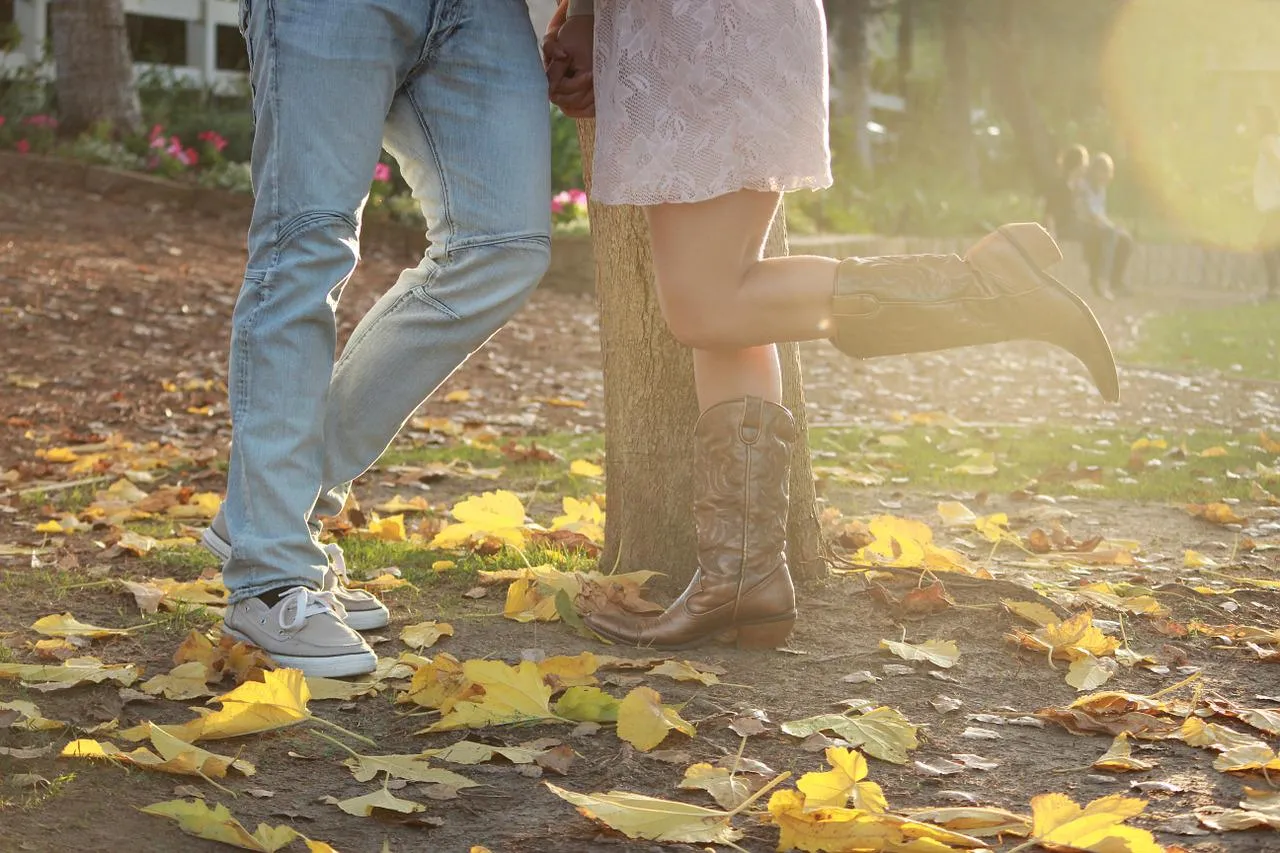 engagement-925023_1280.jpg