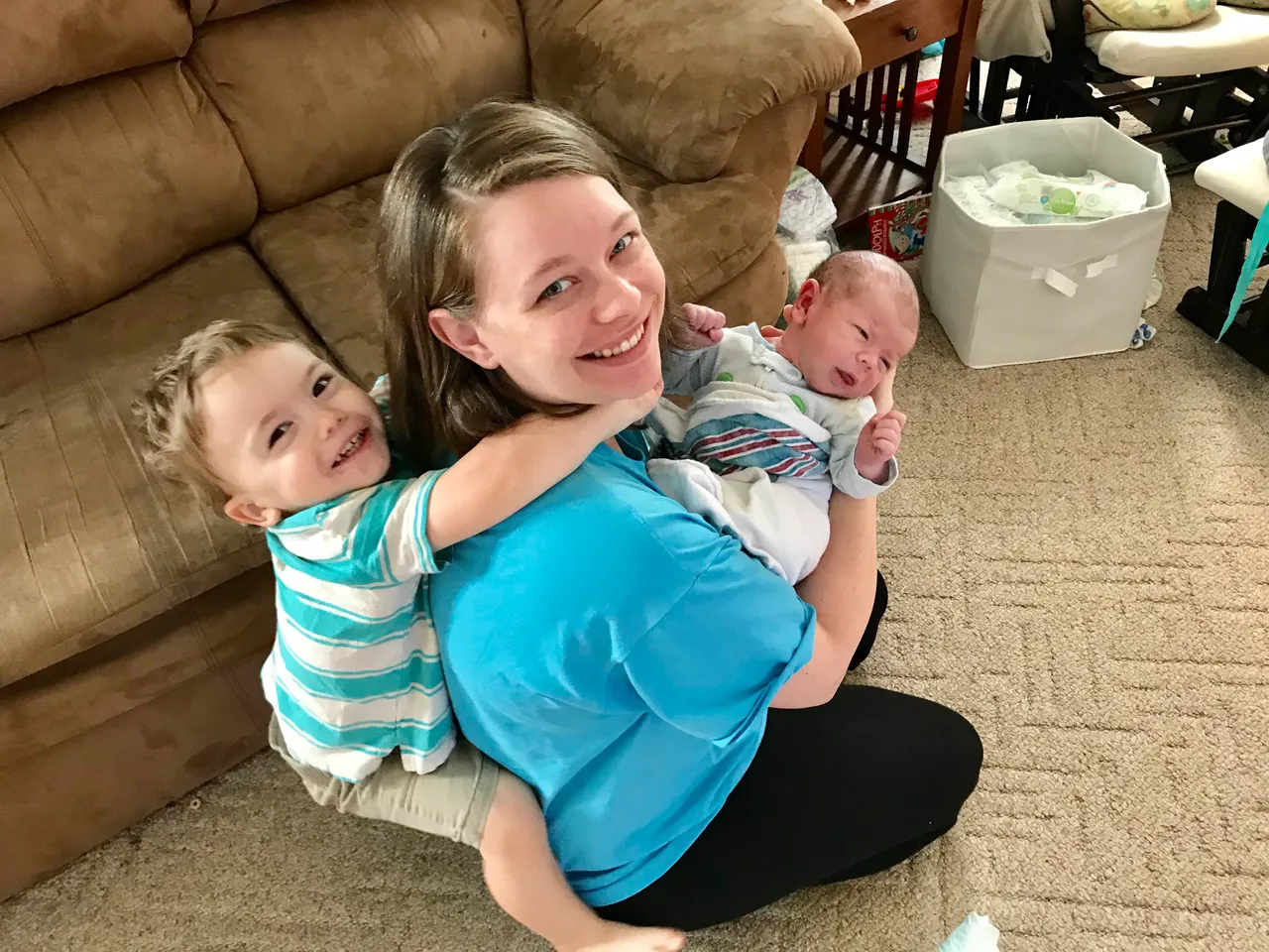 https://s3.us-east-2.amazonaws.com/partiko.io/img/kenmelendez-good-morning-family-1531226521133.png