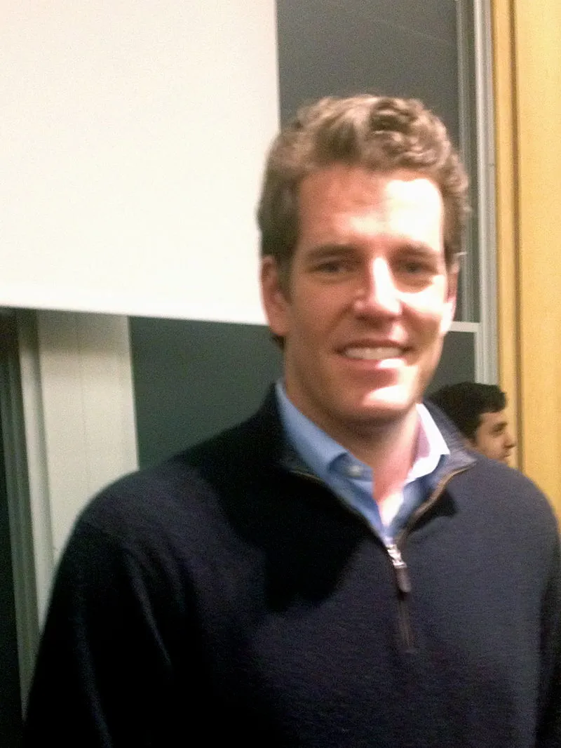 800px-TylerWinklevoss.jpg