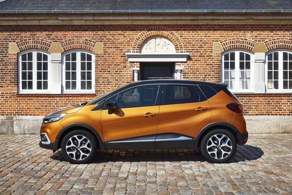 Renault - Captur1.jpg