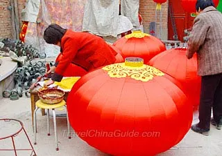 chinese-gauze-lantern.jpg