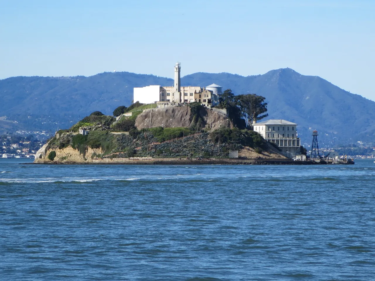 alcatraz-2466621_1280.jpg