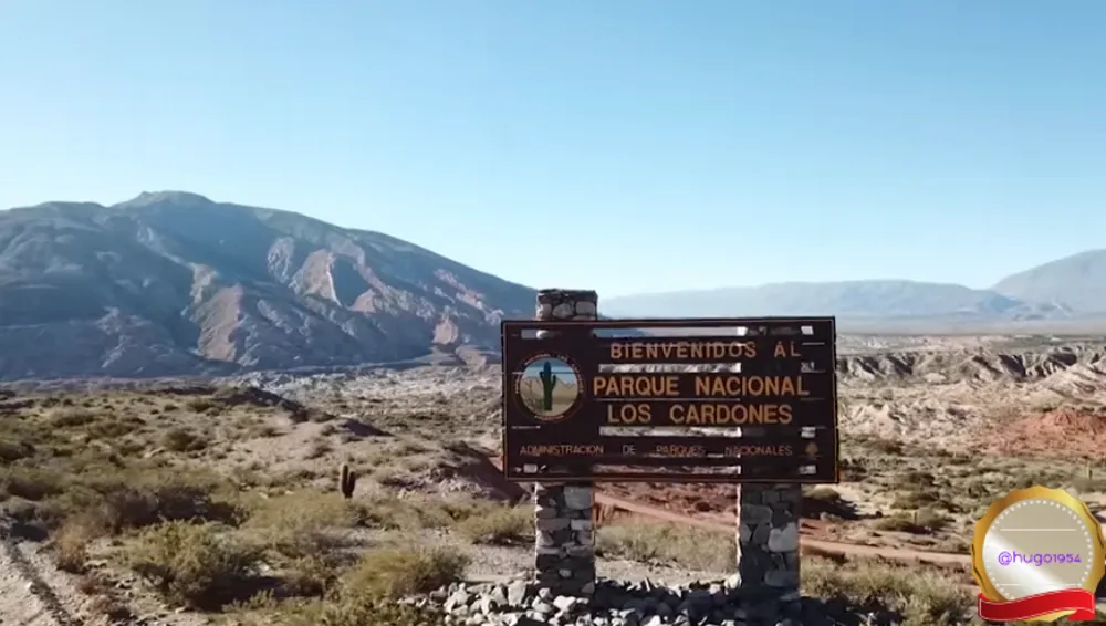 04.-The-National-Parks-of-Argentina-Los-Cardones-(Salta)-cartel-bienvenida.png
