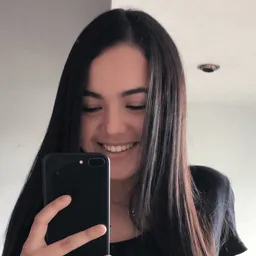 Andrea Valentina avatar