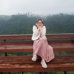 Annisa Febriyani avatar