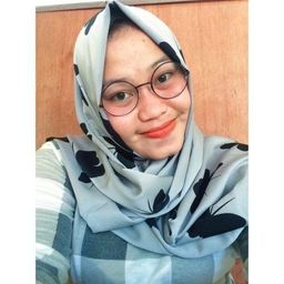 Aulia rossa avatar