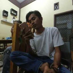 azmir18 avatar