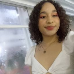 Bella Yvimas avatar