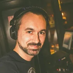 Marius Holeiciuc avatar