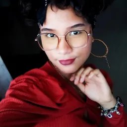 danielaelymar avatar