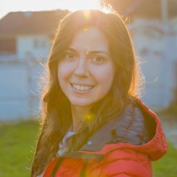 Debora avatar