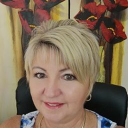 Dr Michelle