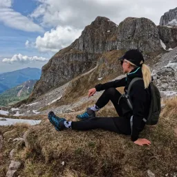Hollyflower avatar