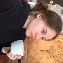 Iryna  avatar