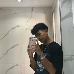 jadeneywrites avatar