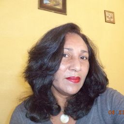 Jina Foucault avatar