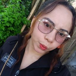 krizzybee15 avatar