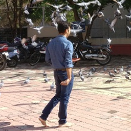 Lanirm Knayam