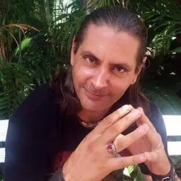 Álex Padrón  avatar