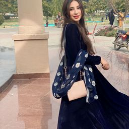 Tehreem avatar