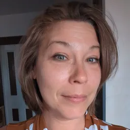 Lyndsay avatar