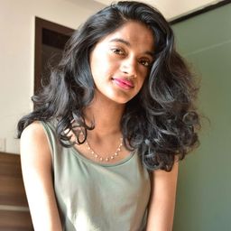 Riya Flona avatar
