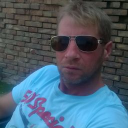 roco17 avatar