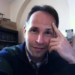 Prof. Román  avatar