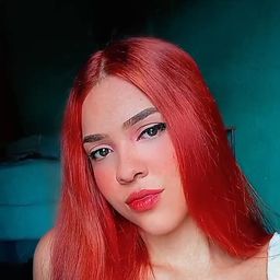 Selena Giron