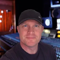 Iain Thomas avatar