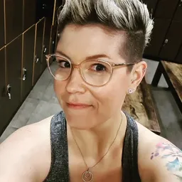 StiniBomBini avatar