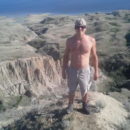 StuccoHippie avatar