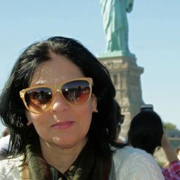 Sylvia de Paramo avatar